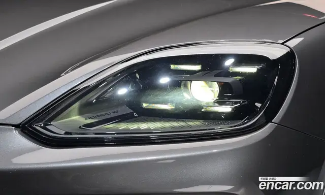 Porsche Cayenne 2024 3.0 автомат (гидро), миниатюра 8