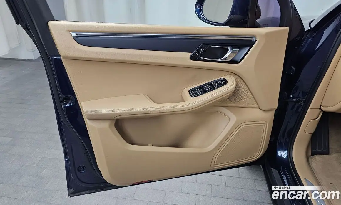 Porsche Macan 2015 2.0 автомат (гидро), фото 13