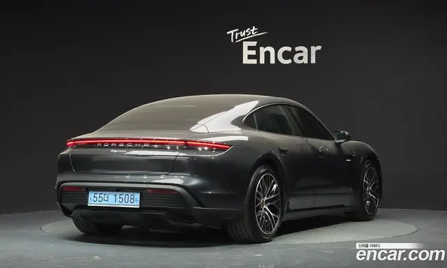 Porsche Taycan 2022 0.1 автомат (гидро), миниатюра 2 Porsche Taycan 2022 0.1 автомат (гидро), миниатюра 2