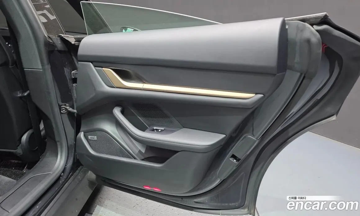 Porsche Taycan 2022 0.1 автомат (гидро), фото 15 Porsche Taycan 2022 0.1 автомат (гидро), фото 15