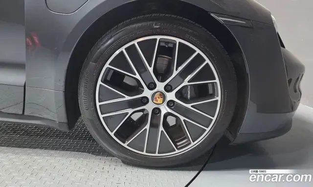 Porsche Taycan 2022 0.1 автомат (гидро), миниатюра 7 Porsche Taycan 2022 0.1 автомат (гидро), миниатюра 7