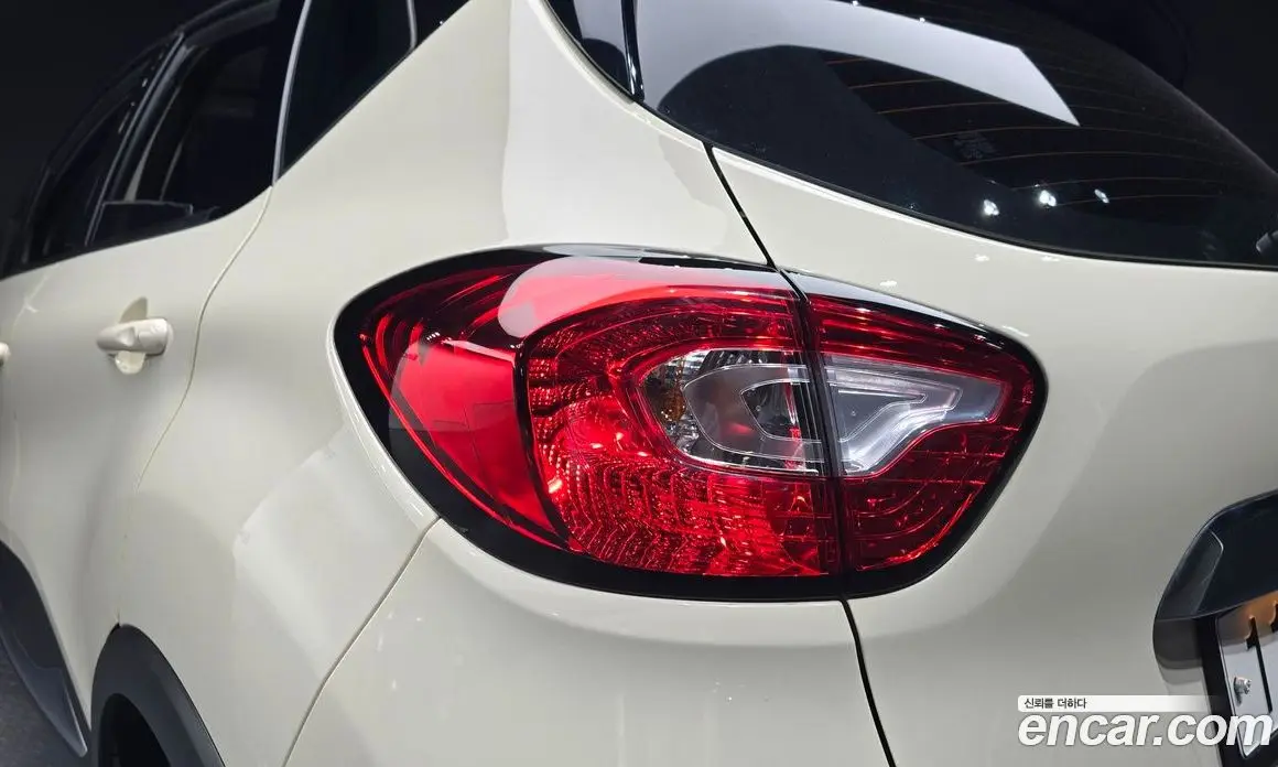 Renault (Samsung) QM3 2015 1.5 автомат (гидро), фото 9 Renault (Samsung) QM3 2015 1.5 автомат (гидро), фото 9