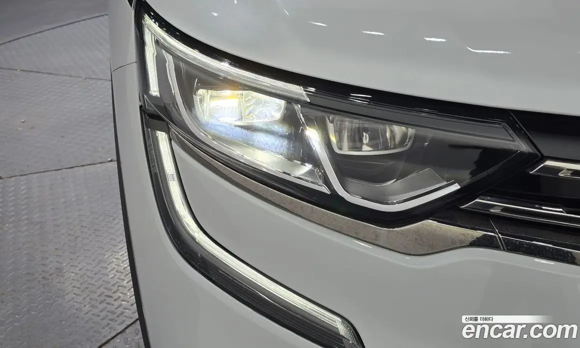 Renault (Samsung) QM6 2017 2.0 автомат (гидро), фото 8 Renault (Samsung) QM6 2017 2.0 автомат (гидро), фото 8