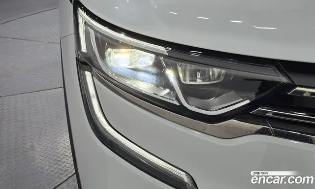 Renault (Samsung) QM6 2017 2.0 автомат (гидро), миниатюра 8 Renault (Samsung) QM6 2017 2.0 автомат (гидро), миниатюра 8