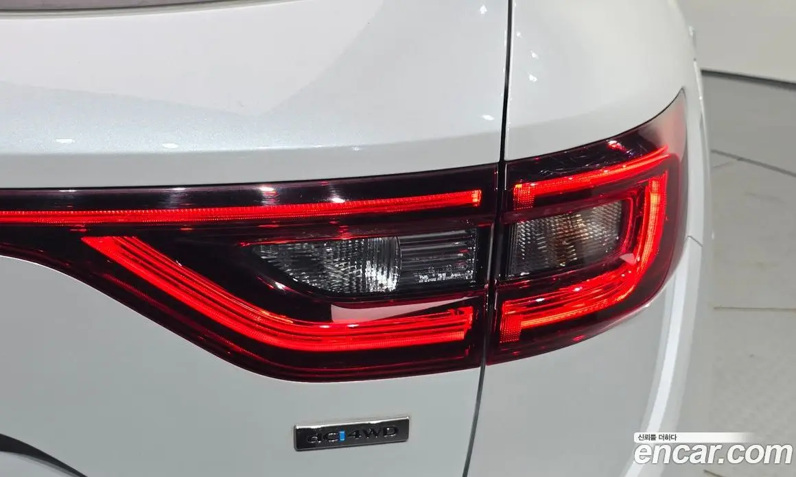 Renault (Samsung) QM6 2017 2.0 автомат (гидро), фото 9 Renault (Samsung) QM6 2017 2.0 автомат (гидро), фото 9