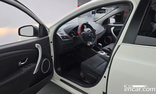 Renault (Samsung) SM3 2009 1.6 автомат (гидро), миниатюра 10 Renault (Samsung) SM3 2009 1.6 автомат (гидро), миниатюра 10