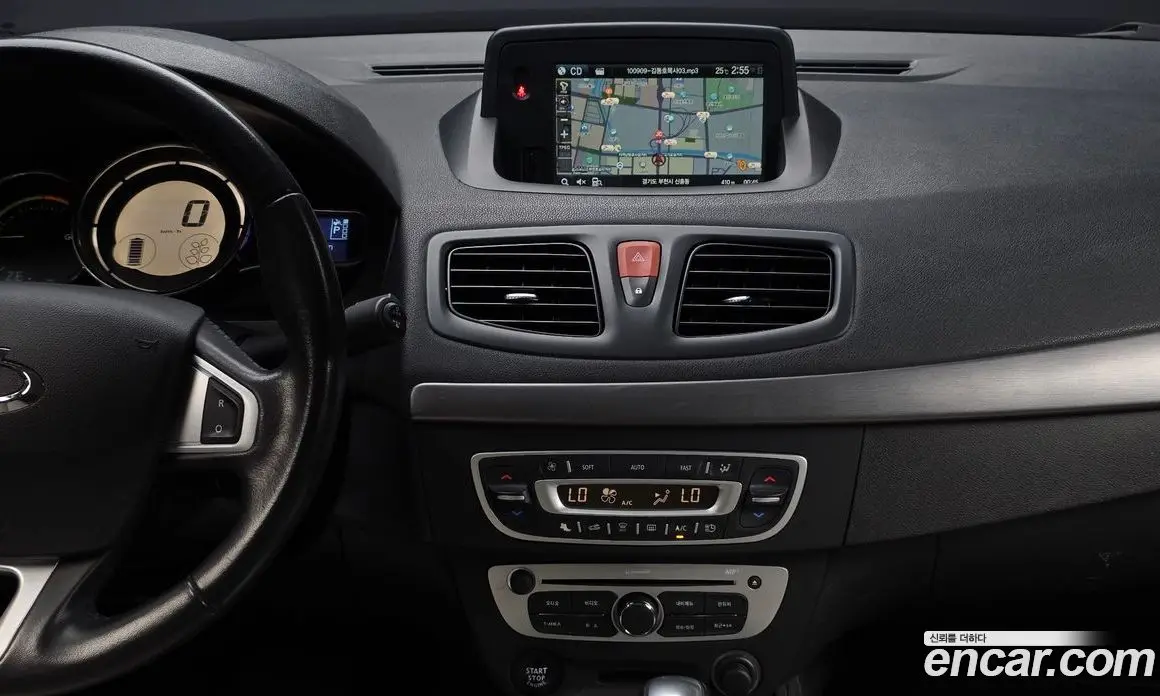 Renault (Samsung) SM3 2018 0.1 автомат (гидро), фото 19 Renault (Samsung) SM3 2018 0.1 автомат (гидро), фото 19
