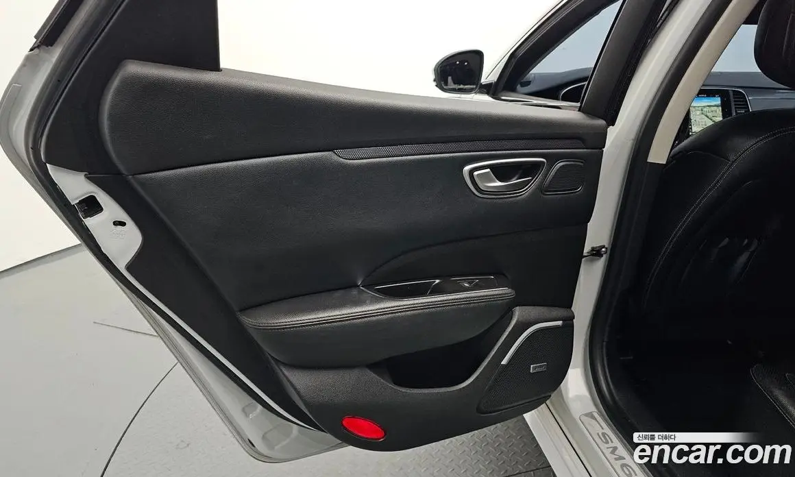Renault (Samsung) SM6 2017 2.0 автомат (гидро), фото 15 Renault (Samsung) SM6 2017 2.0 автомат (гидро), фото 15