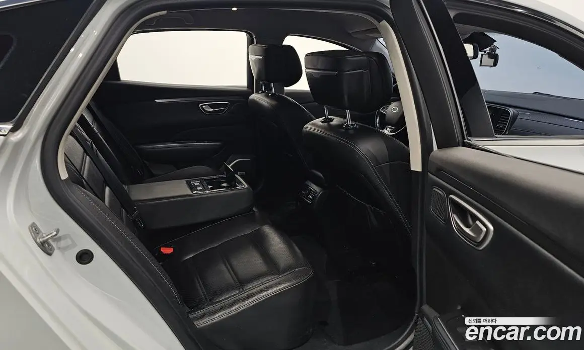 Renault (Samsung) SM6 2017 2.0 автомат (гидро), фото 17 Renault (Samsung) SM6 2017 2.0 автомат (гидро), фото 17