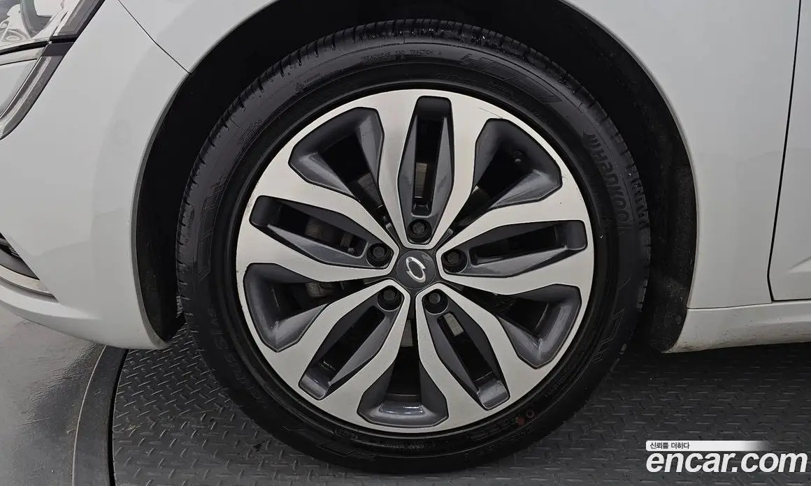 Renault (Samsung) SM6 2017 2.0 автомат (гидро), фото 5 Renault (Samsung) SM6 2017 2.0 автомат (гидро), фото 5