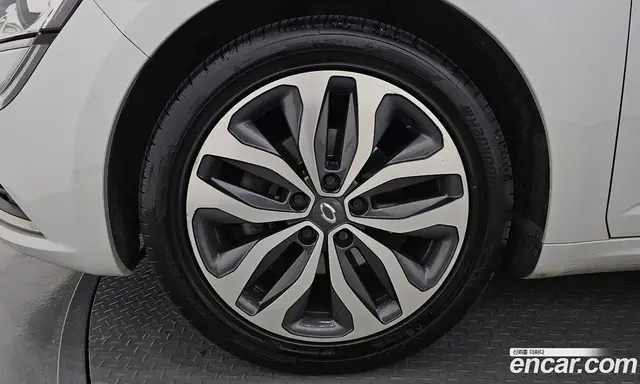 Renault (Samsung) SM6 2017 2.0 автомат (гидро), миниатюра 5 Renault (Samsung) SM6 2017 2.0 автомат (гидро), миниатюра 5
