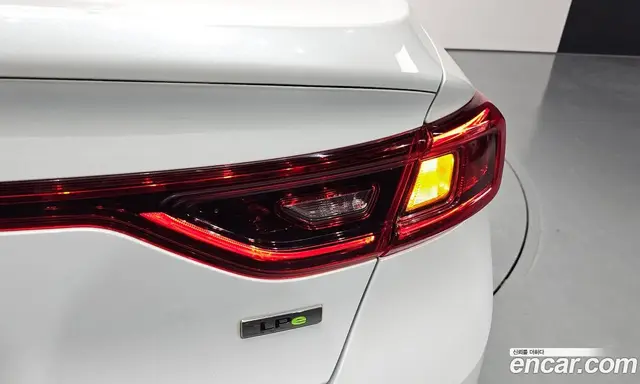 Renault (Samsung) SM6 2017 2.0 автомат (гидро), миниатюра 9 Renault (Samsung) SM6 2017 2.0 автомат (гидро), миниатюра 9
