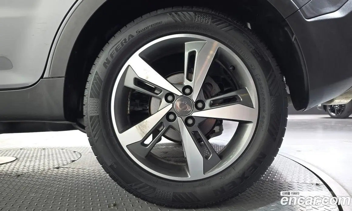 SsangYong Korando 2017 2.2 автомат (гидро), фото 7