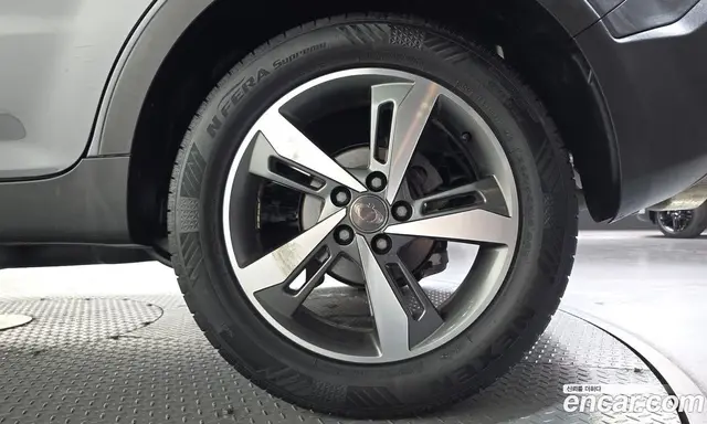 SsangYong Korando 2017 2.2 автомат (гидро), миниатюра 7