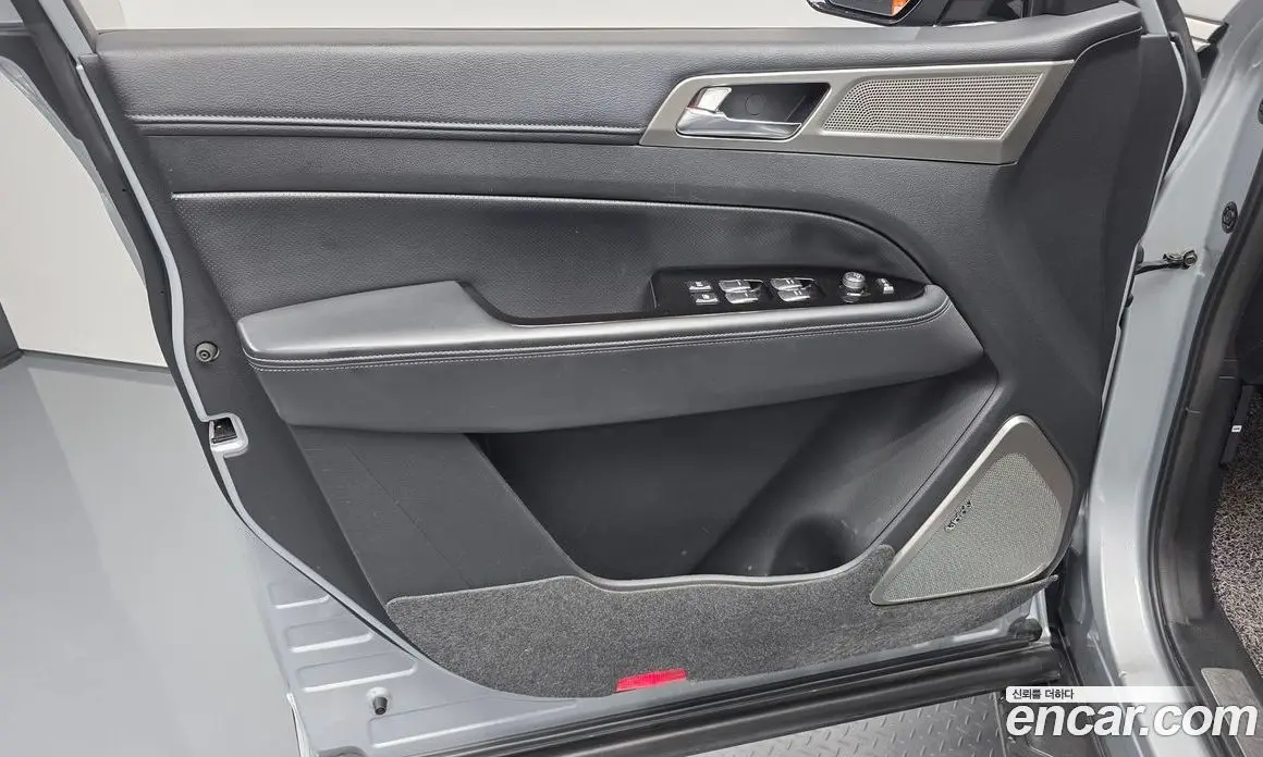 SsangYong Rexton 2017 2.2 автомат (гидро), фото 14