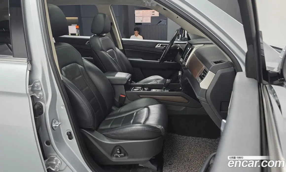 SsangYong Rexton 2017 2.2 автомат (гидро), фото 16
