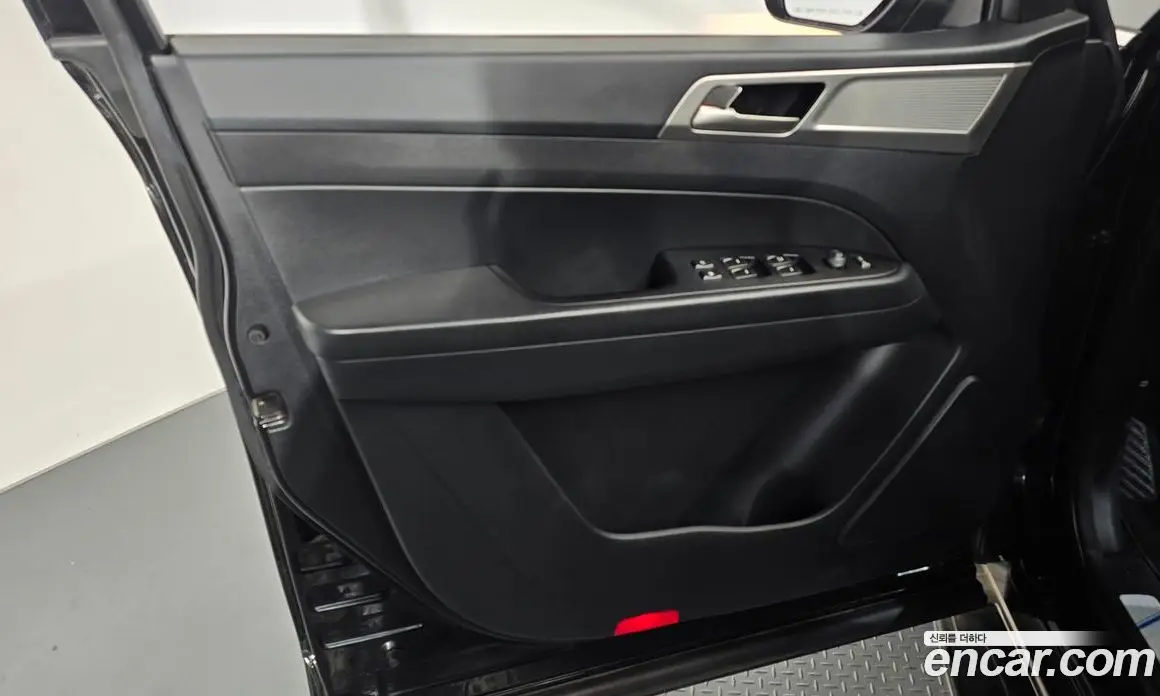SsangYong Rexton 2019 2.2 автомат (гидро), фото 14