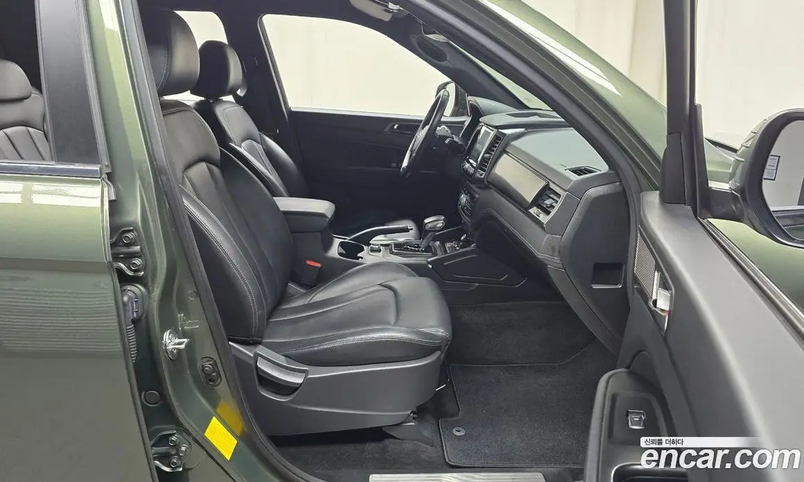 SsangYong Rexton 2023 2.2 автомат (гидро), фото 16