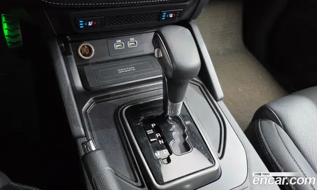 SsangYong Rexton 2023 2.2 автомат (гидро), миниатюра 12