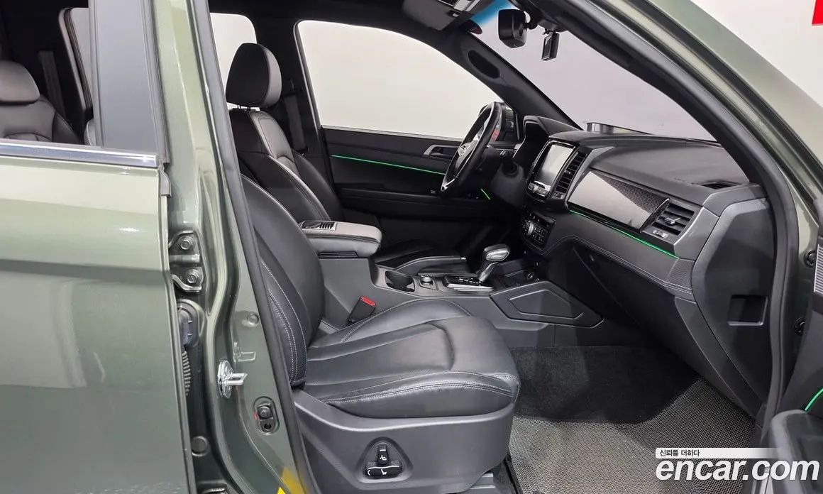 SsangYong Rexton 2023 2.2 автомат (гидро), фото 16