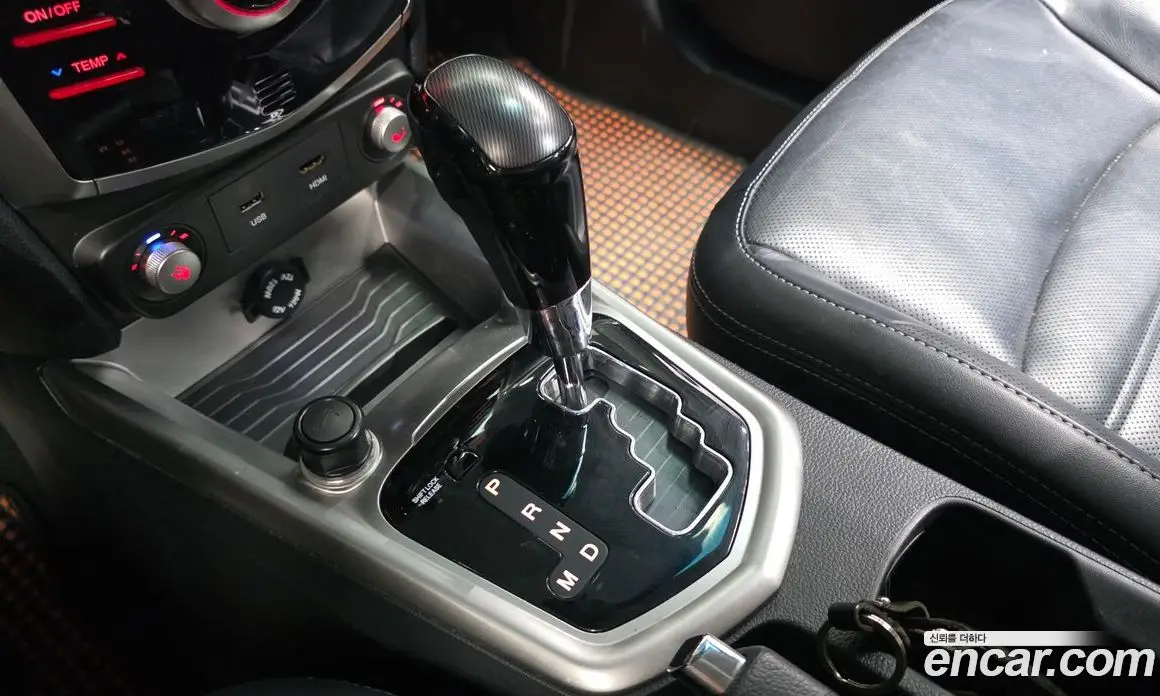 SsangYong TIBOLI 2015 1.6 автомат (гидро), фото 12