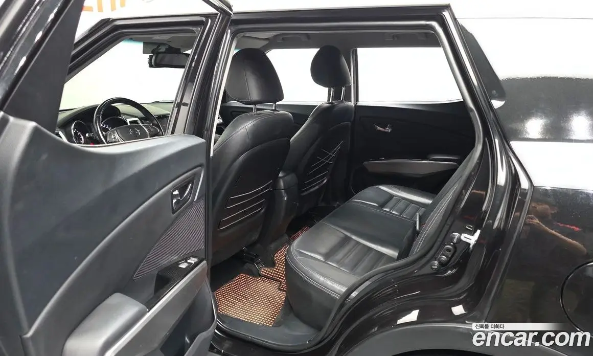 SsangYong TIBOLI 2015 1.6 автомат (гидро), фото 16