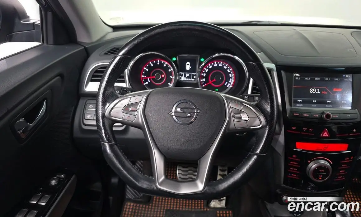SsangYong TIBOLI 2015 1.6 автомат (гидро), фото 19