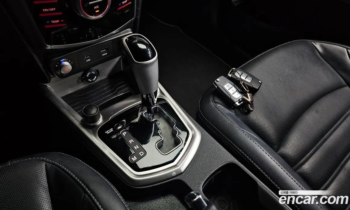 SsangYong TIBOLI 2015 1.6 автомат (гидро), фото 11