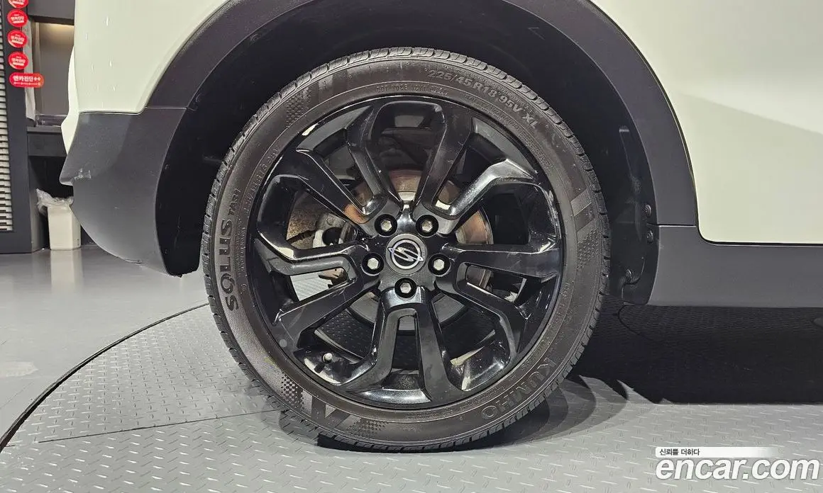 SsangYong TIBOLI 2015 1.6 автомат (гидро), фото 4