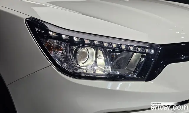 SsangYong TIBOLI 2015 1.6 автомат (гидро), миниатюра 7