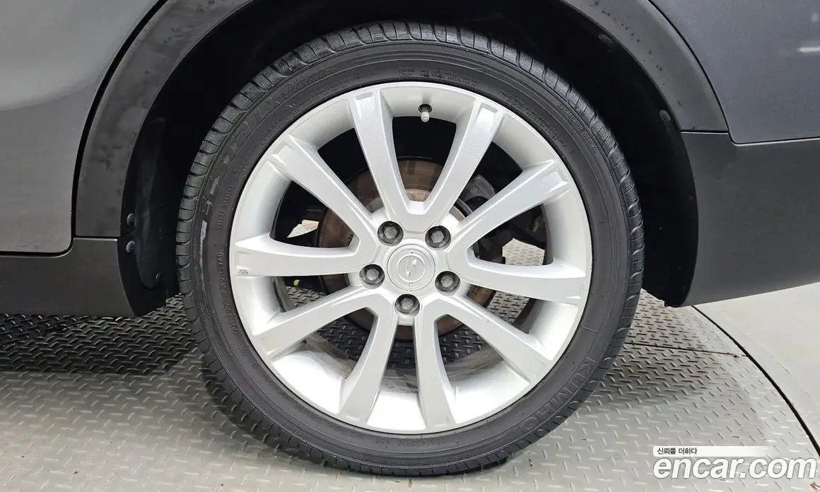 SsangYong TIBOLI 2016 1.6 автомат (гидро), фото 7
