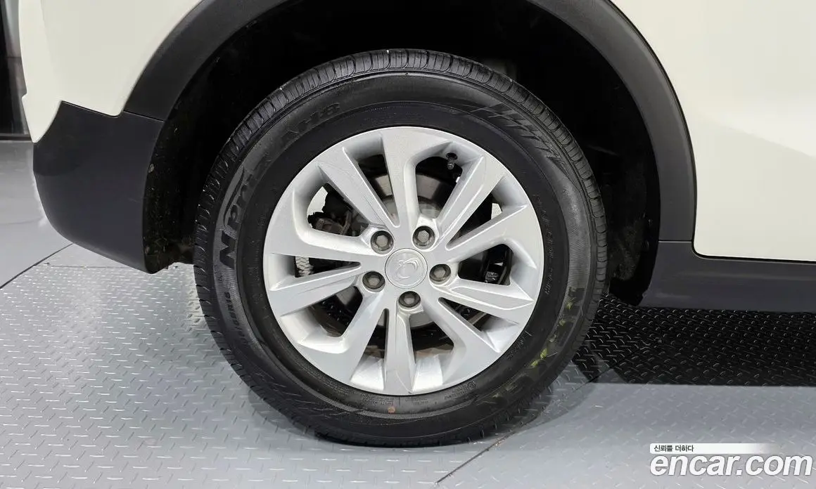 SsangYong TIBOLI 2020 1.5 автомат (гидро), фото 4 SsangYong TIBOLI 2020 1.5 автомат (гидро), фото 4