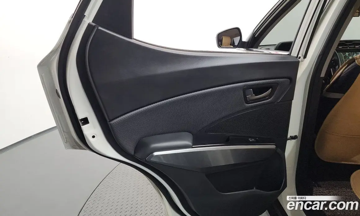 SsangYong TIBOLI 2021 1.5 автомат (гидро), фото 15 SsangYong TIBOLI 2021 1.5 автомат (гидро), фото 15