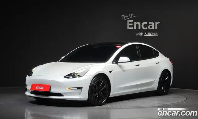 Tesla Model 3, 2021, 65 549 км