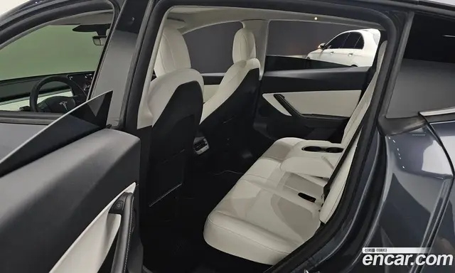 Tesla Model Y 2022 0.2 автомат (гидро), миниатюра 12