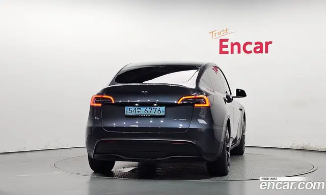 Tesla Model Y 2022 0.2 автомат (гидро), миниатюра 4