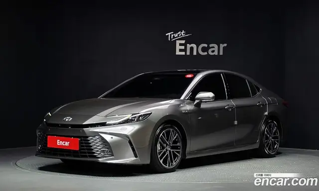 Toyota Camry 2025 2.5 автомат (гидро), миниатюра 1 Toyota Camry 2025 2.5 автомат (гидро), миниатюра 1