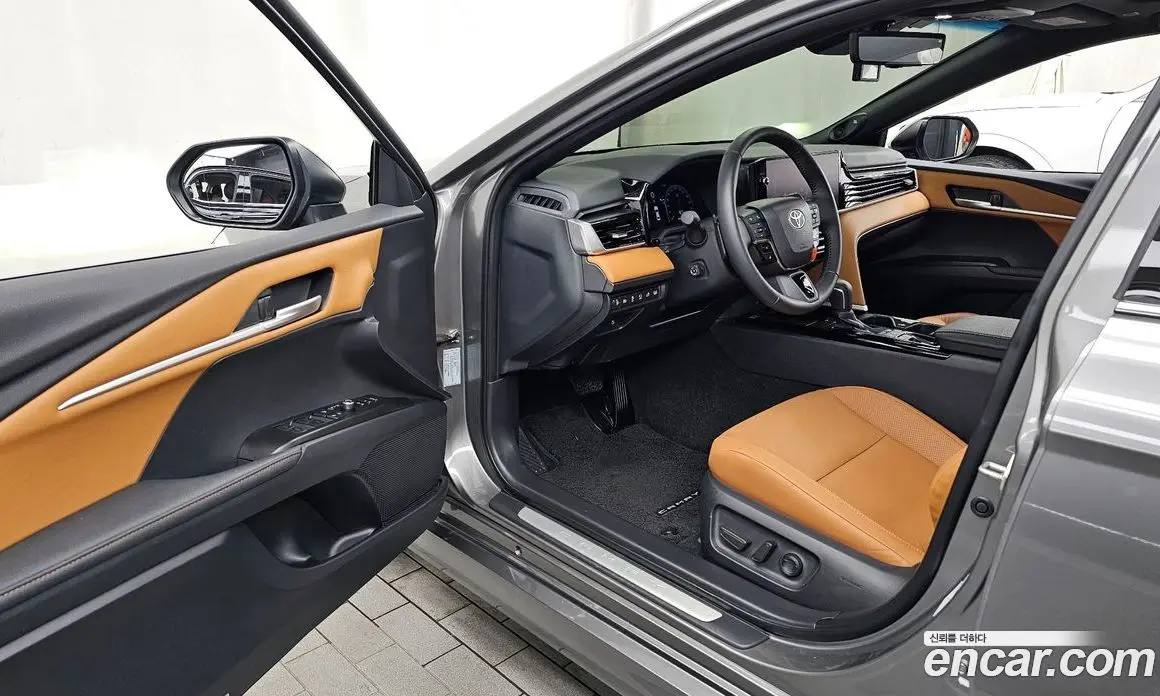 Toyota Camry 2025 2.5 автомат (гидро), фото 13 Toyota Camry 2025 2.5 автомат (гидро), фото 13