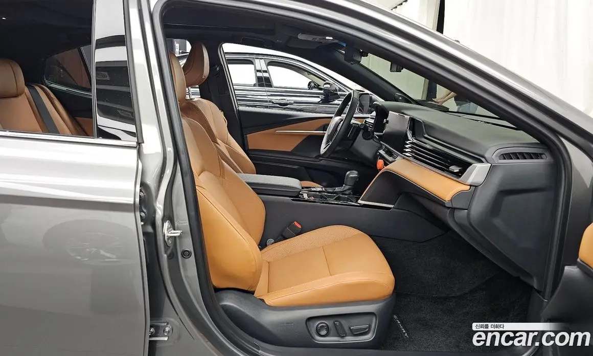 Toyota Camry 2025 2.5 автомат (гидро), фото 17 Toyota Camry 2025 2.5 автомат (гидро), фото 17