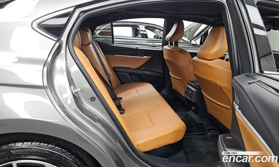 Toyota Camry 2025 2.5 автомат (гидро), фото 18 Toyota Camry 2025 2.5 автомат (гидро), фото 18