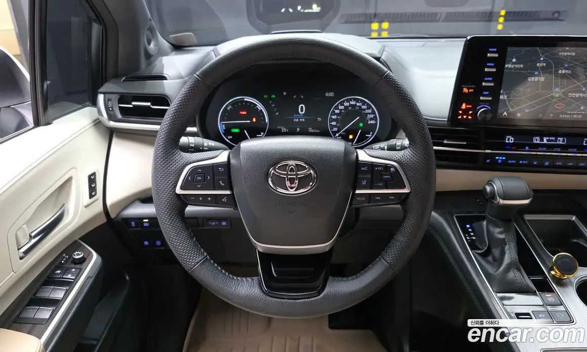 Toyota Sienna 2022 2.5 автомат (гидро), фото 19