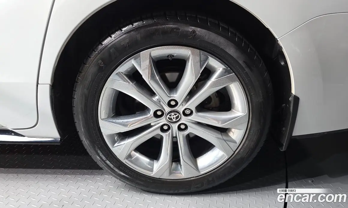 Toyota Sienna 2022 2.5 автомат (гидро), фото 5