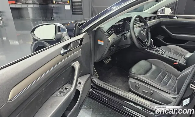 Volkswagen Arteon 2019 2.0 автомат (гидро), миниатюра 12