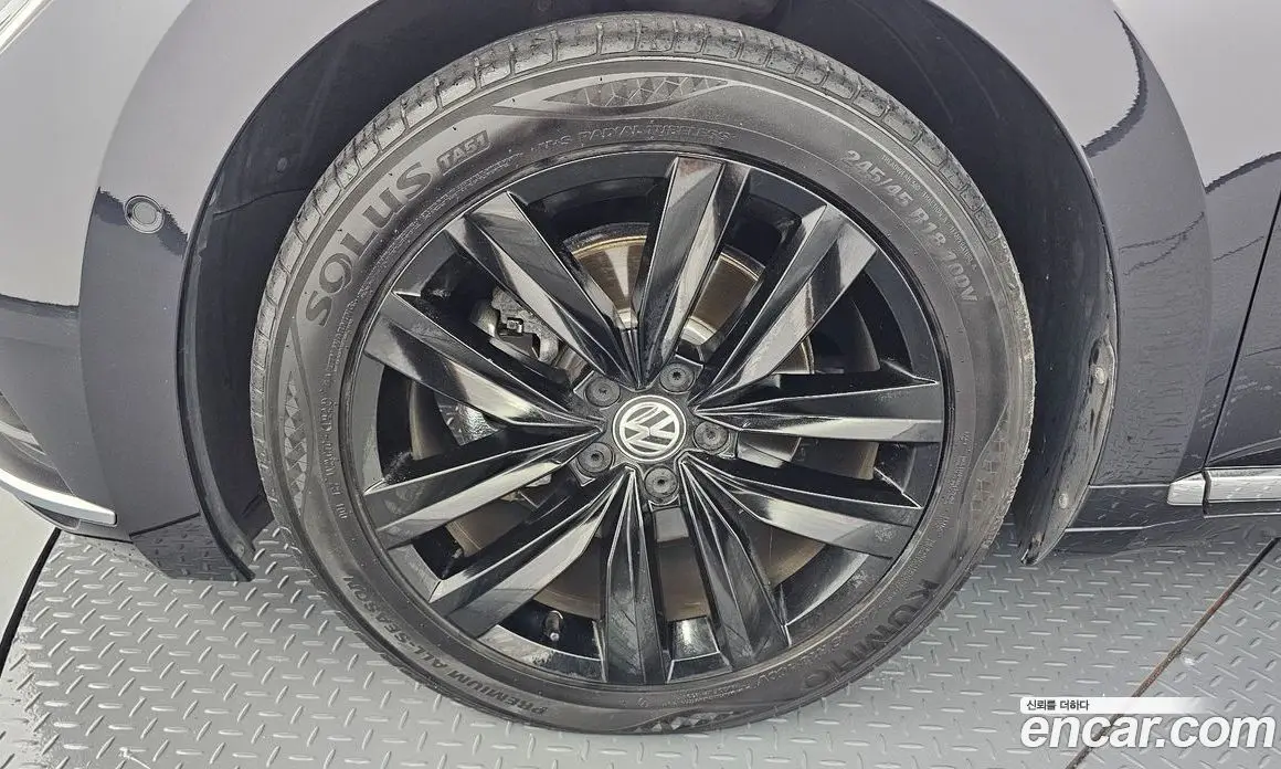 Volkswagen Arteon 2019 2.0 автомат (гидро), фото 4 Volkswagen Arteon 2019 2.0 автомат (гидро), фото 4
