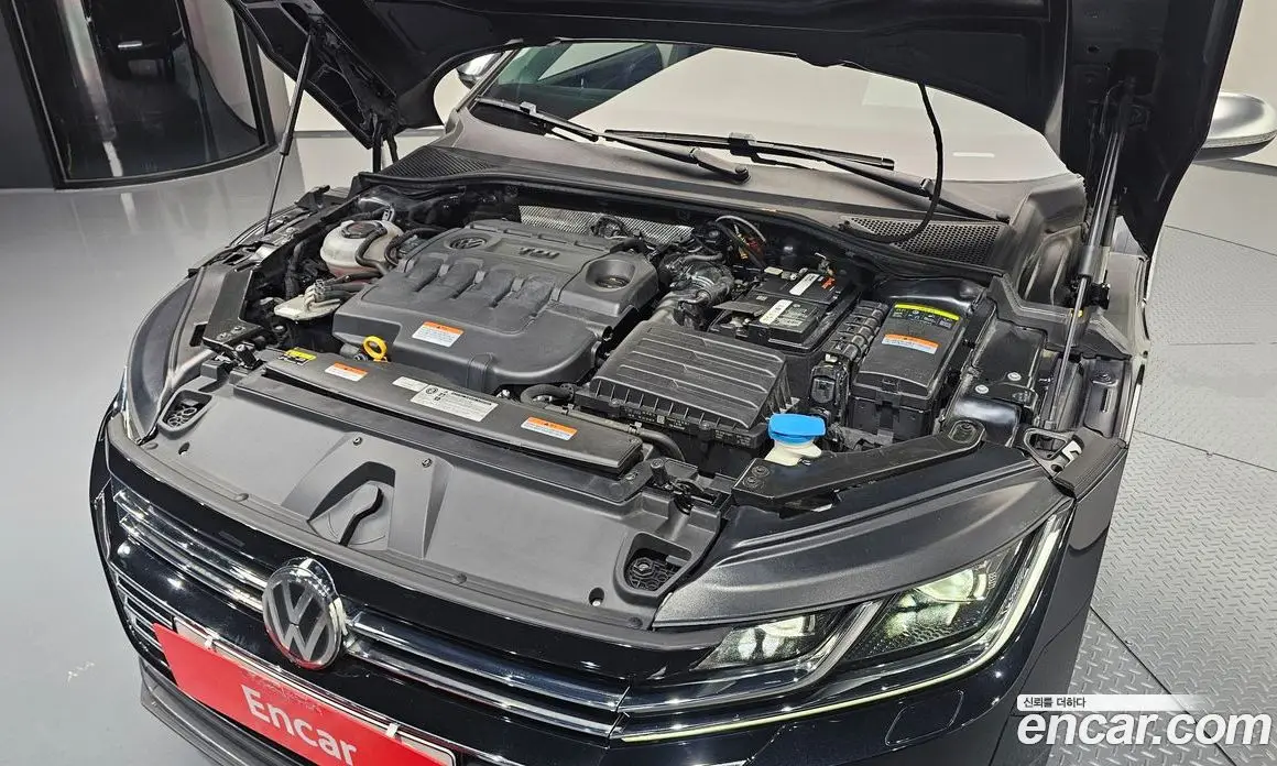 Volkswagen Arteon 2019 2.0 автомат (гидро), фото 5 Volkswagen Arteon 2019 2.0 автомат (гидро), фото 5