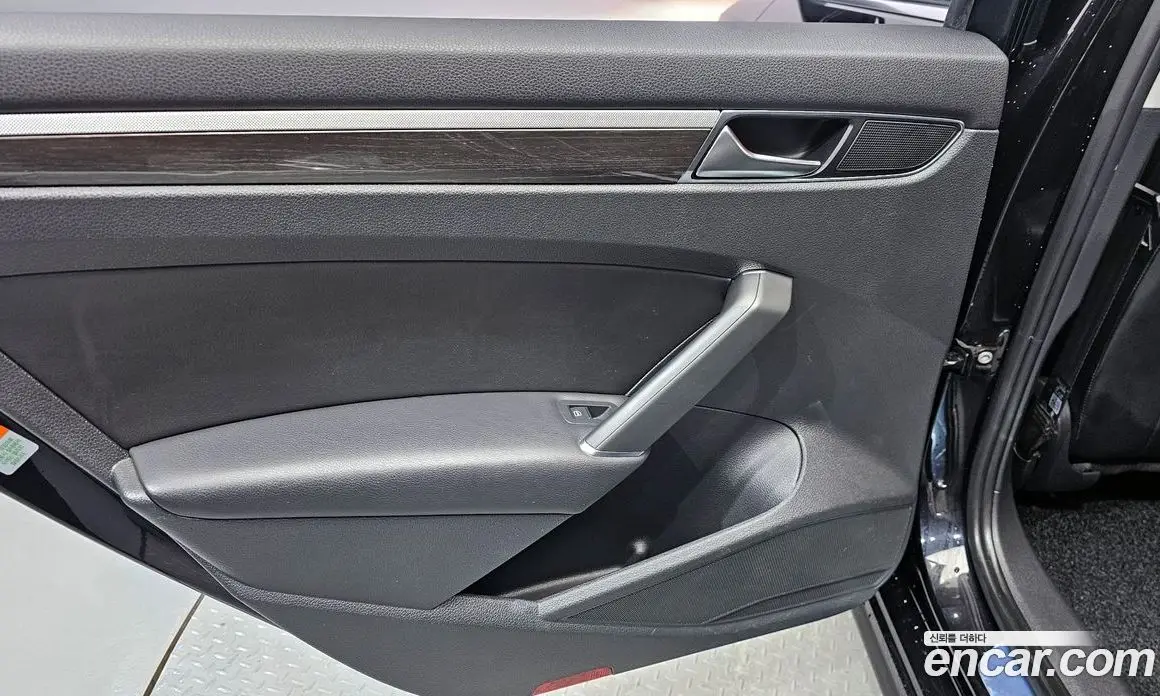 Volkswagen Passat 2018 2.0 автомат (гидро), фото 15 Volkswagen Passat 2018 2.0 автомат (гидро), фото 15