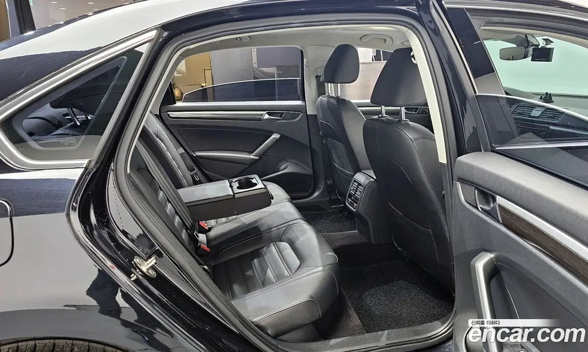 Volkswagen Passat 2018 2.0 автомат (гидро), фото 17 Volkswagen Passat 2018 2.0 автомат (гидро), фото 17