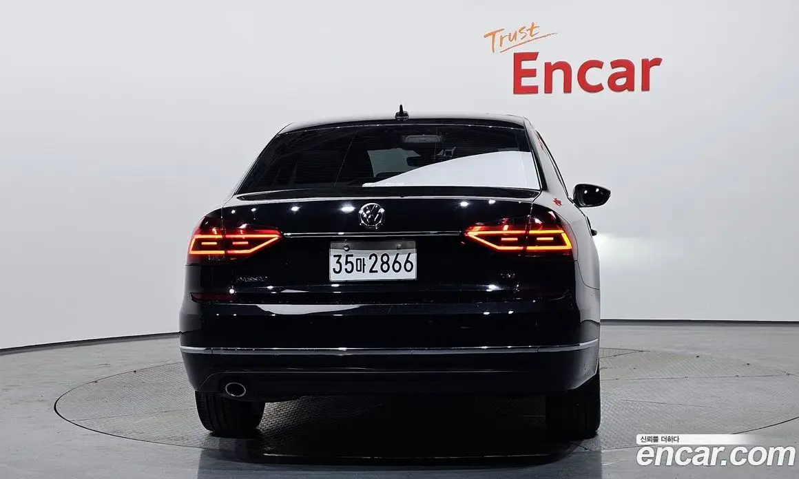 Volkswagen Passat 2018 2.0 автомат (гидро), фото 4 Volkswagen Passat 2018 2.0 автомат (гидро), фото 4