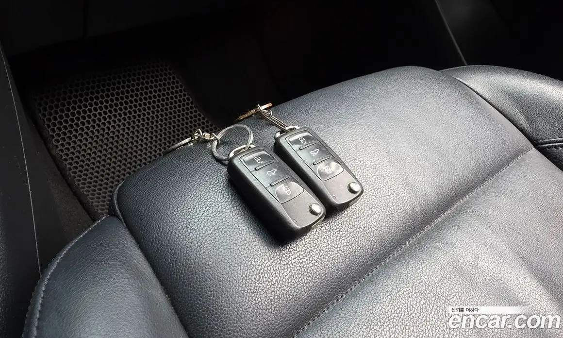 Volkswagen Tiguan 2015 2.0 автомат (гидро), фото 17 Volkswagen Tiguan 2015 2.0 автомат (гидро), фото 17