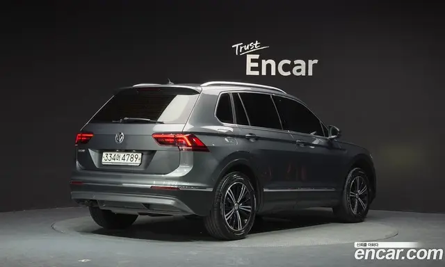 Volkswagen Tiguan 2020 2.0 автомат (гидро), миниатюра 2 Volkswagen Tiguan 2020 2.0 автомат (гидро), миниатюра 2
